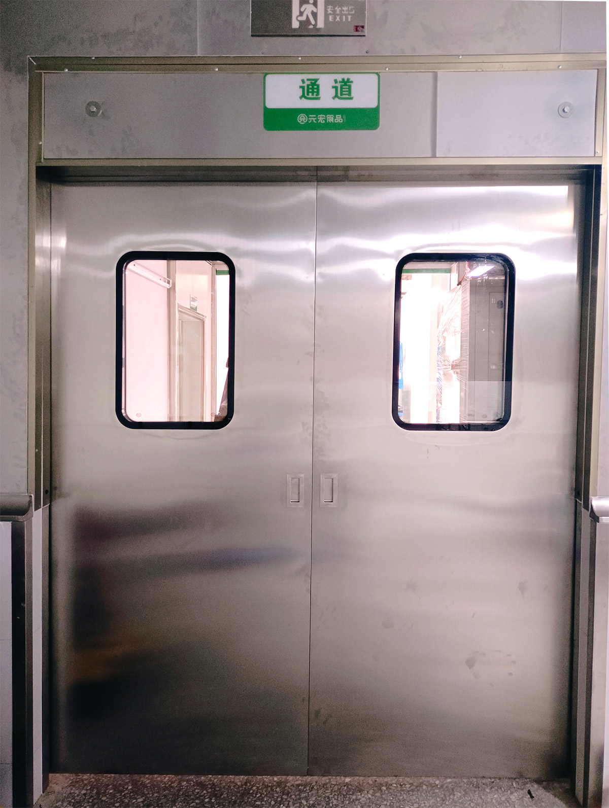 學(xué)校單位智能無(wú)軌電動(dòng)平移門(mén)廠家