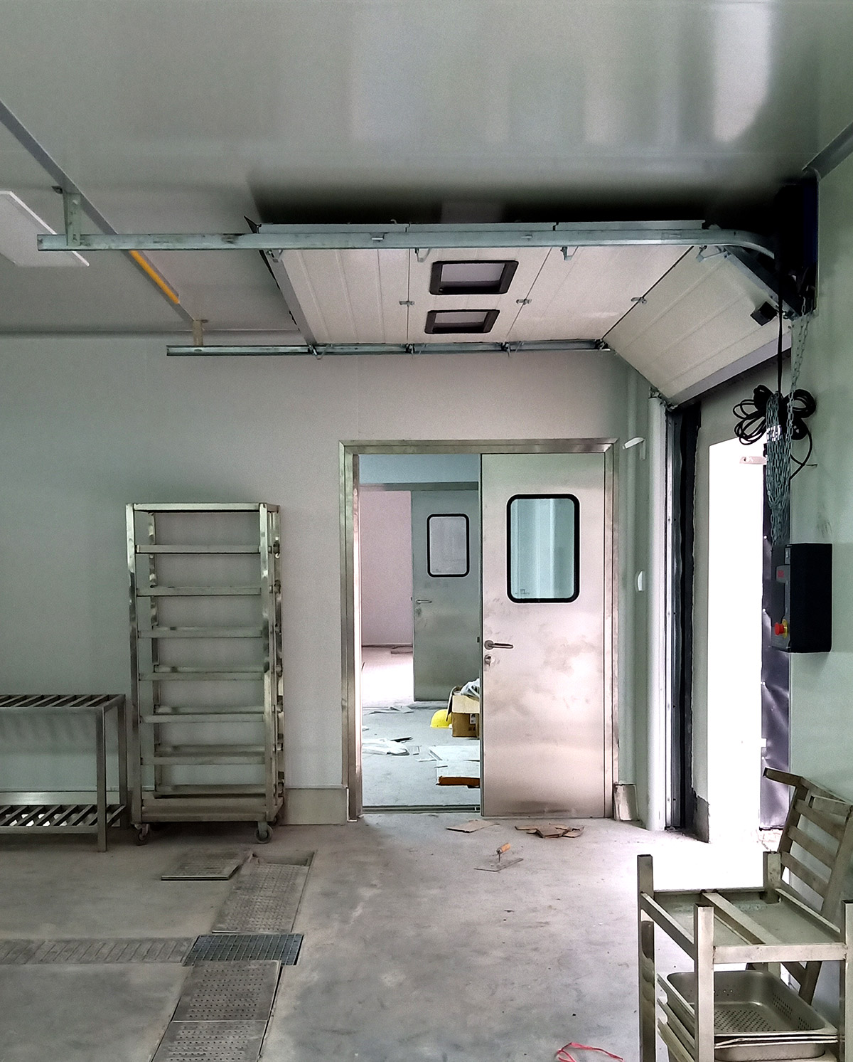 提升門(mén)廠家供應(yīng)